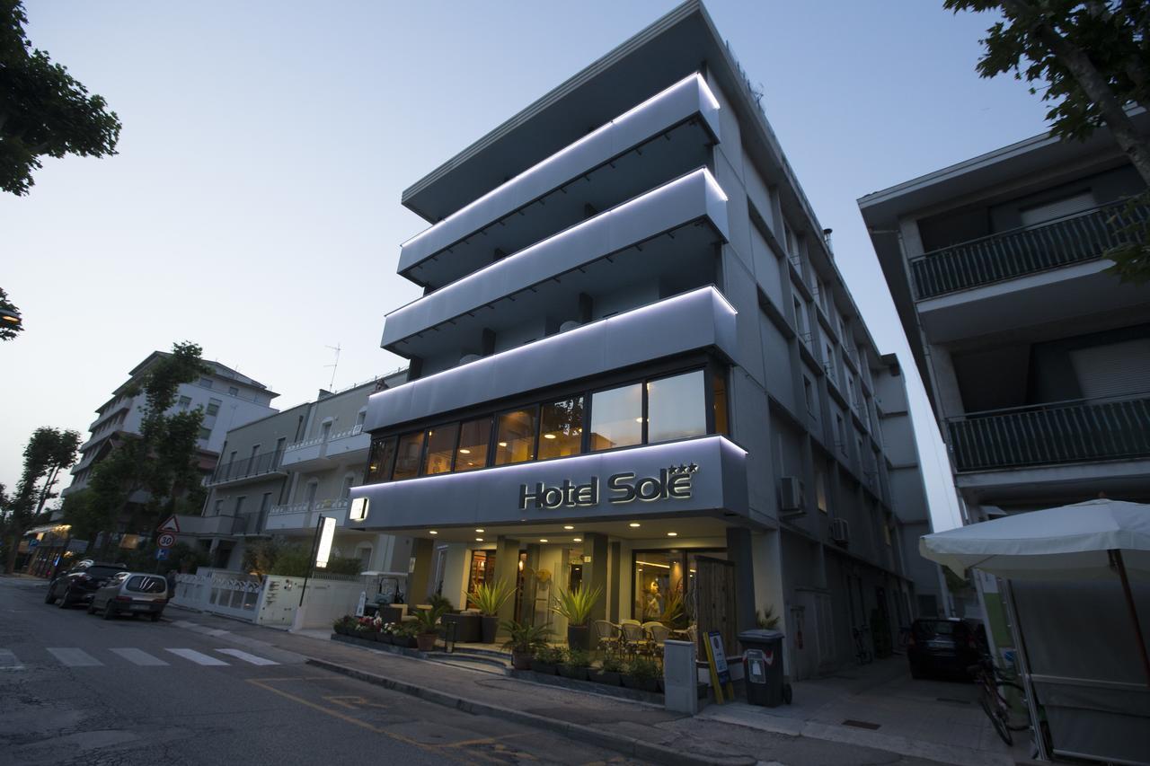 Hotel Sole Cattolica Esterno foto